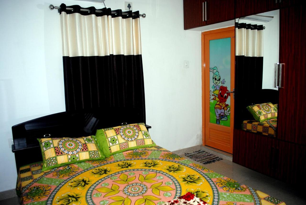 Nice Villa Irimbranallur 外观 照片