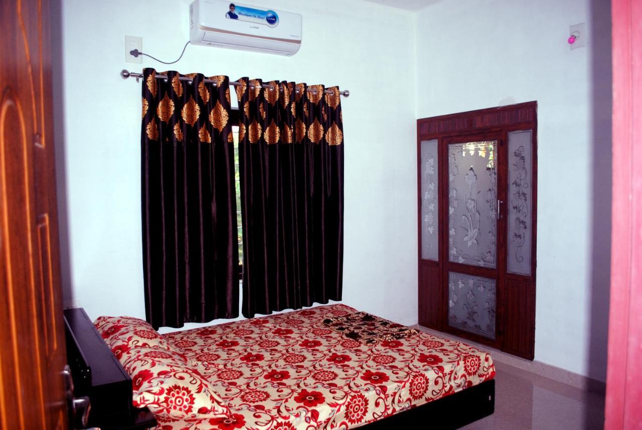 Nice Villa Irimbranallur 外观 照片